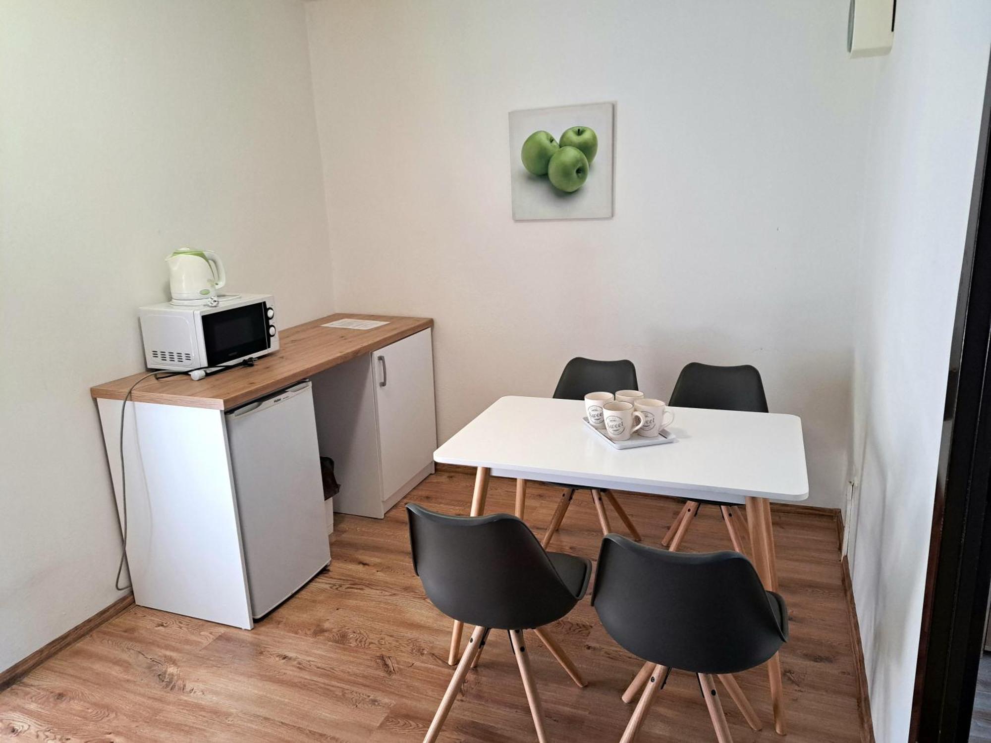 Skolsky Internat Medicka 2 Hotel Kosice Luaran gambar