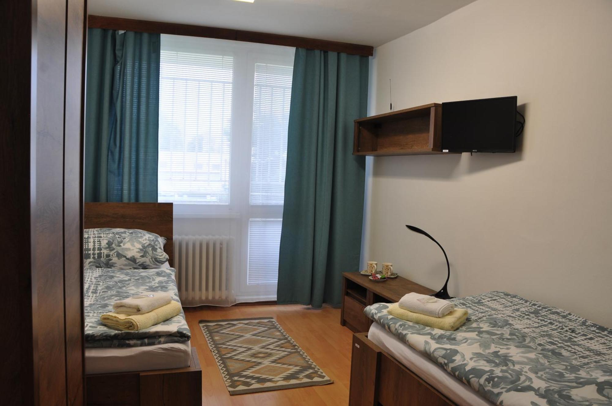 Skolsky Internat Medicka 2 Hotel Kosice Luaran gambar
